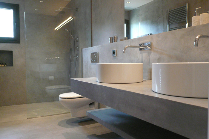 banheiro parede com concreto aparente