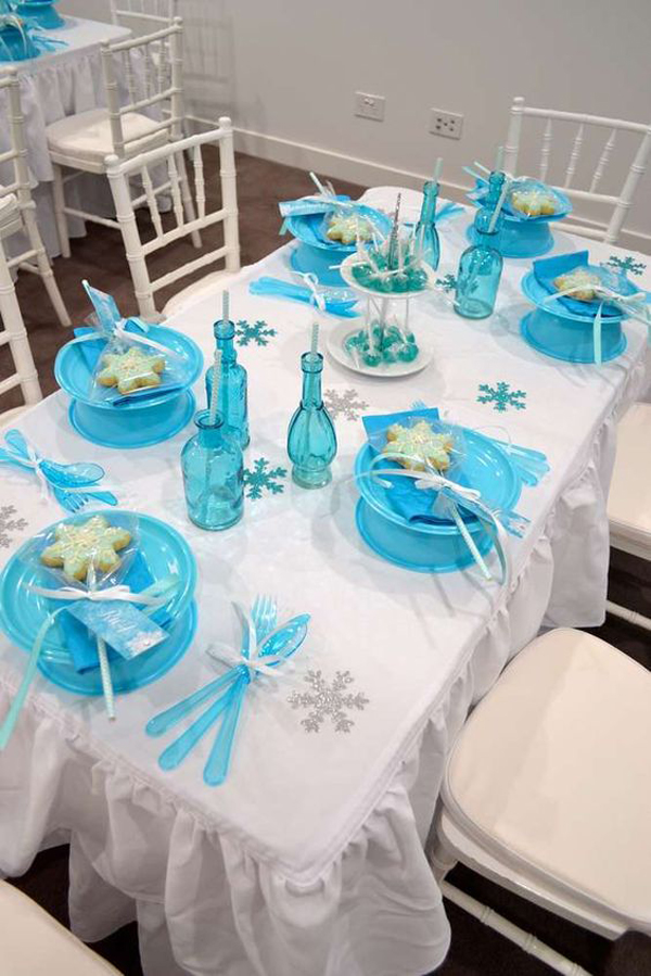 festa Frozen mesa simples