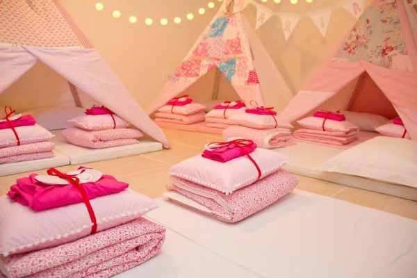 festa do pijama rosa