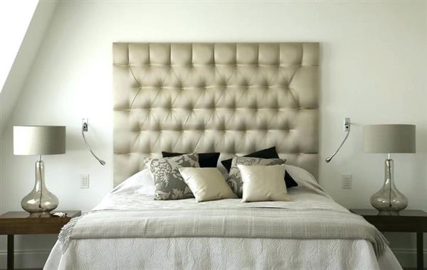 quarto de casal com cabeceira