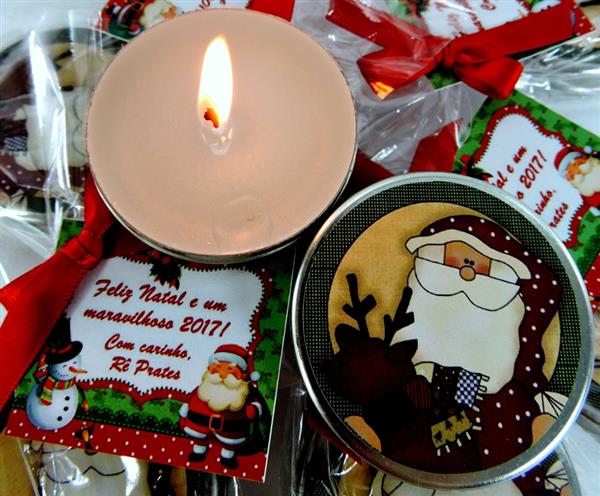 lembrancinha-vela-de-natal-na-latinha-sabonete-pezinho