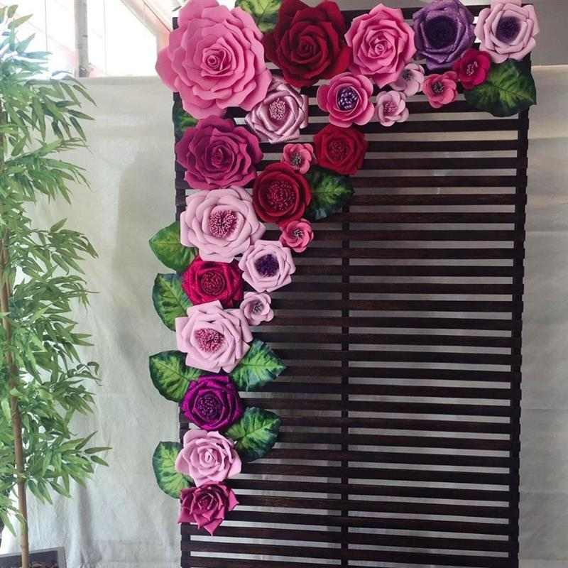 painel com flores e madeira