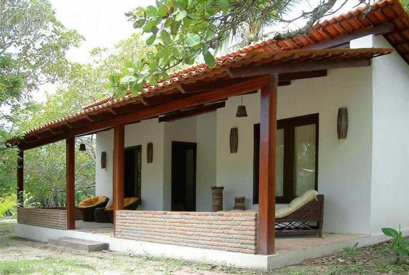 casa simples em estilo colonial moderno