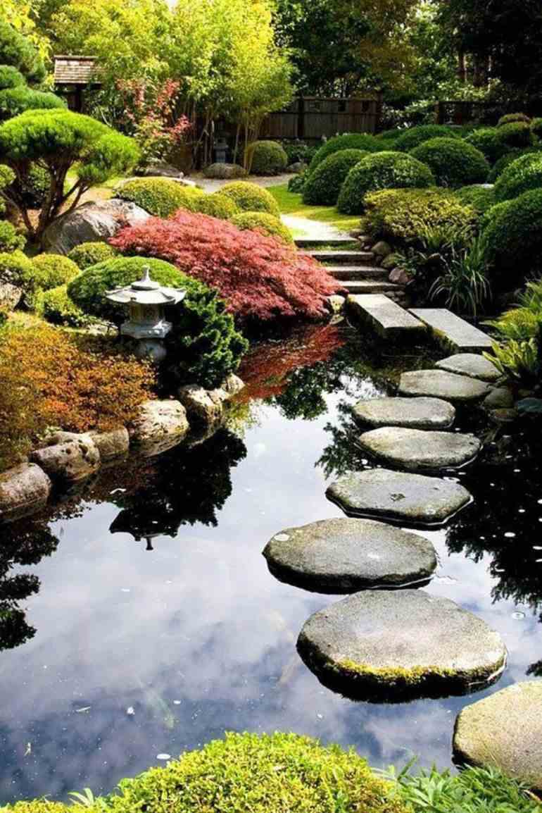 Jardim oriental com pedras
